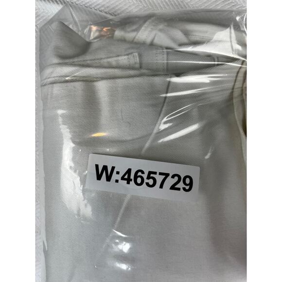 Riders by Lee Indigo Women’s White Jeans Size 16P NWT Flaw Straight Leg - Picture 2 of 8